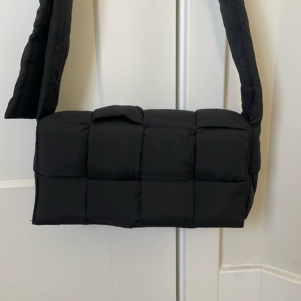 Amazon woven purse